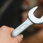 Adjustable spanner used for disconnecting a radiator valve