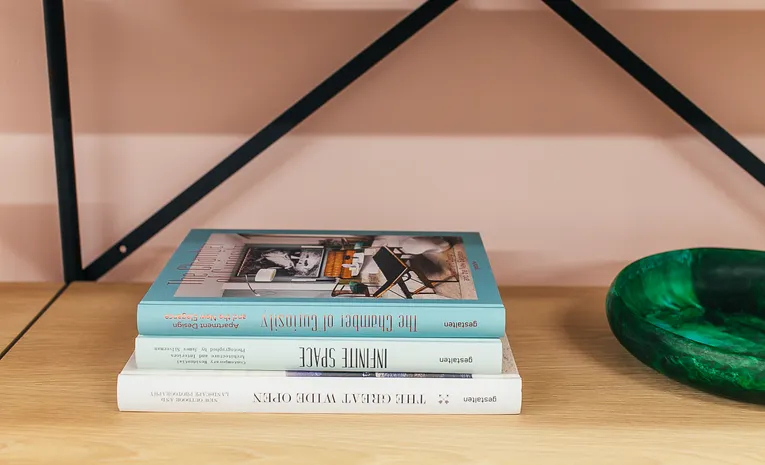 How to Install a Floating Shelf: Step-by-Step Guide