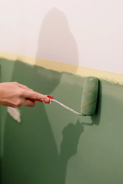 How to Hang Wallpaper: Step-by-Step Guide