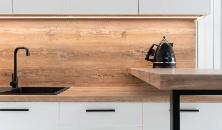 Kettle placed on a wooden kitchen counter