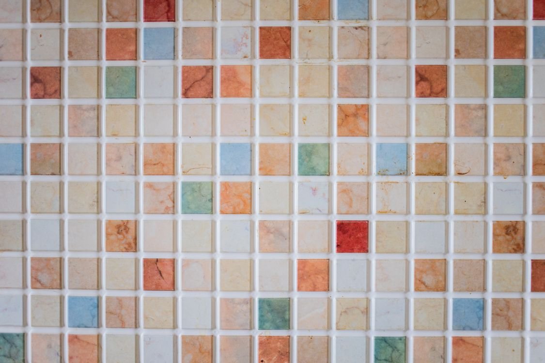 Best Flooring for Kitchens and Bathrooms: A UK Comparison